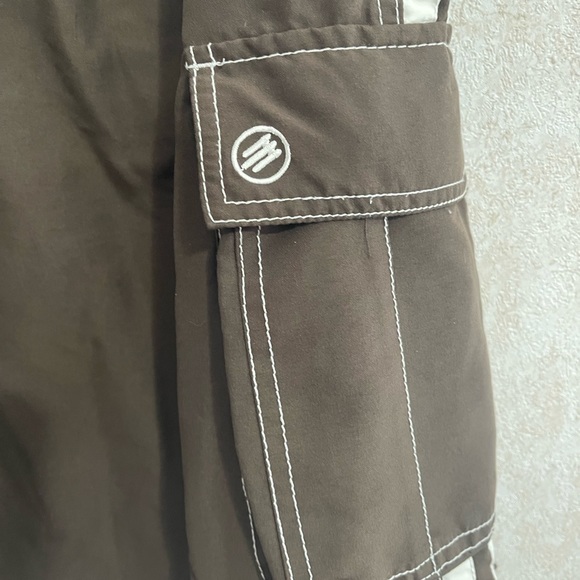 Brody board shorts. - Picture 4 of 5